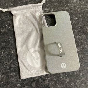 ❌ SOLD ❌ iPhone 12 Pro Max Silver Glitter Case